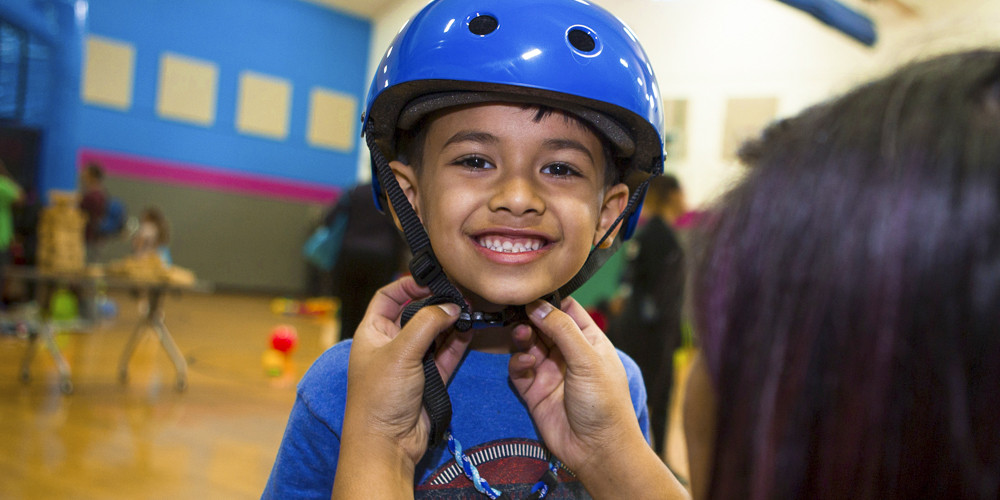 kids with helmet