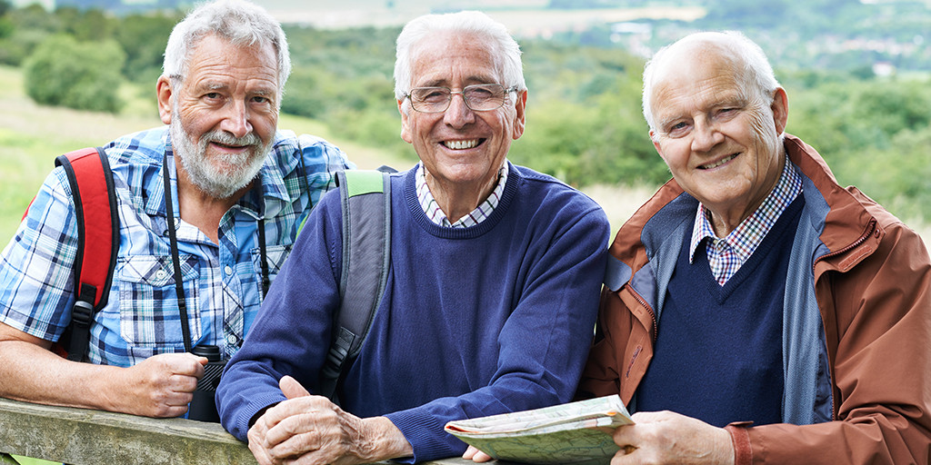 senior-friends-hiking